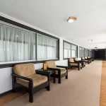 هتل سفید کنار بندرانزلی