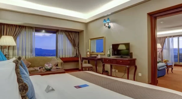 هتل بزرگ شیراز