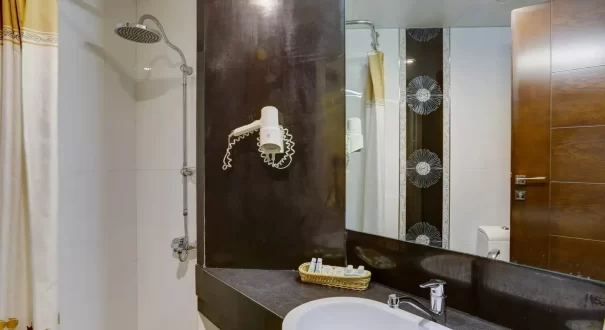 هتل سینور مشهد