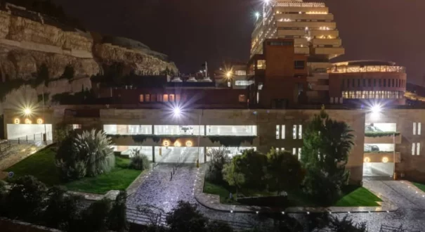 هتل بزرگ شیراز