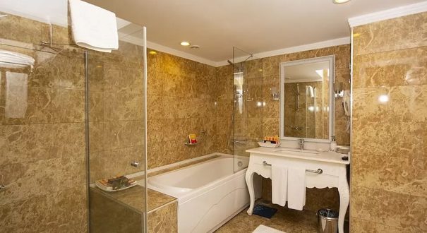 هتل اورنج کانتی کمر آنتالیا