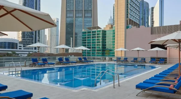 Rose Rayhaan by Rotana Hotel