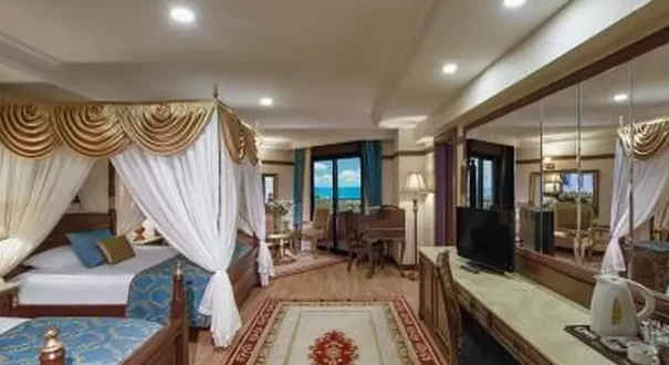 هتل دلفین پلاس