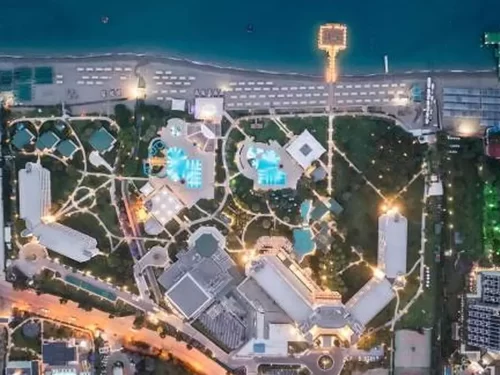 ریزورت میراژ پارک ریزورت کمر