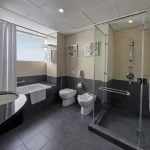 Rose Rayhaan by Rotana Hotel