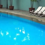 Royal Newton Hotel