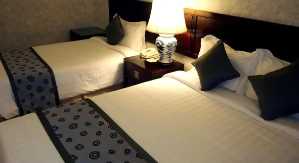 Royal Newton Hotel