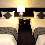Royal Newton Hotel